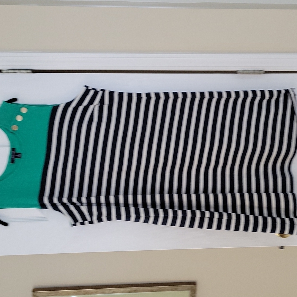Lands End woman's dress. Perfect for a cruise